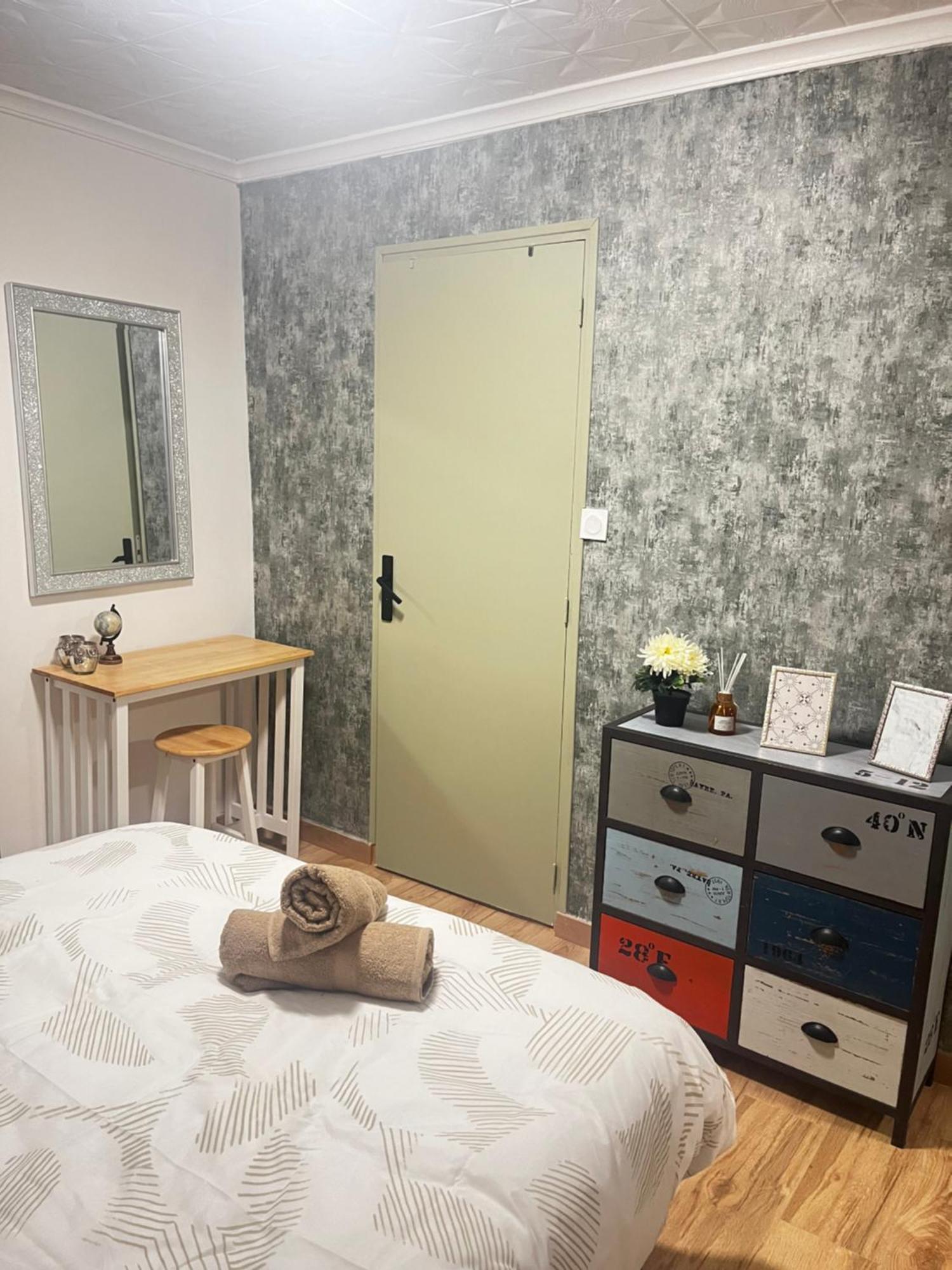 Cosy Appartement Moderne Et Central ! Beziers Exterior photo